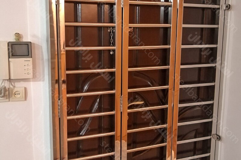 محافظ درب آپارتمان